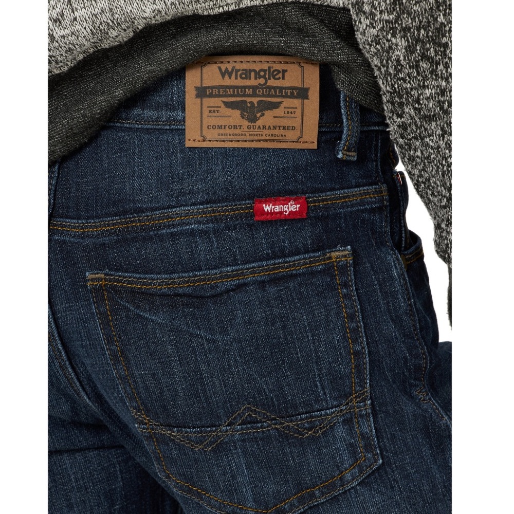 NWT sz 4 Wrangler Boy’s Taper Fit Jean - Picture 3 of 8